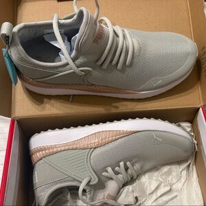 Puma Gray violet-rose gold Shoes size 6.5